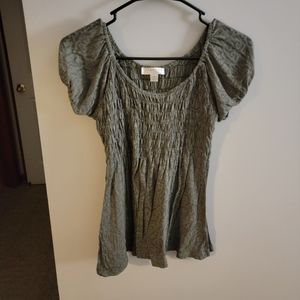 Super cute ribbed t-shirt! Juniors